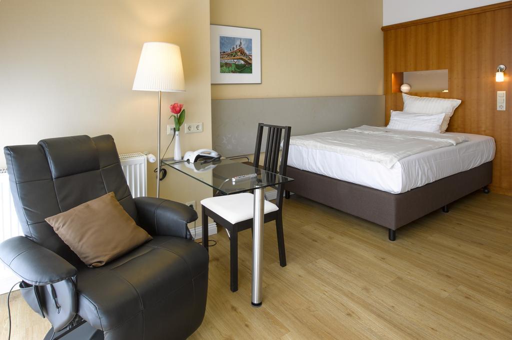 Hotel Kleiner Riesen Koblenz  Zimmer foto