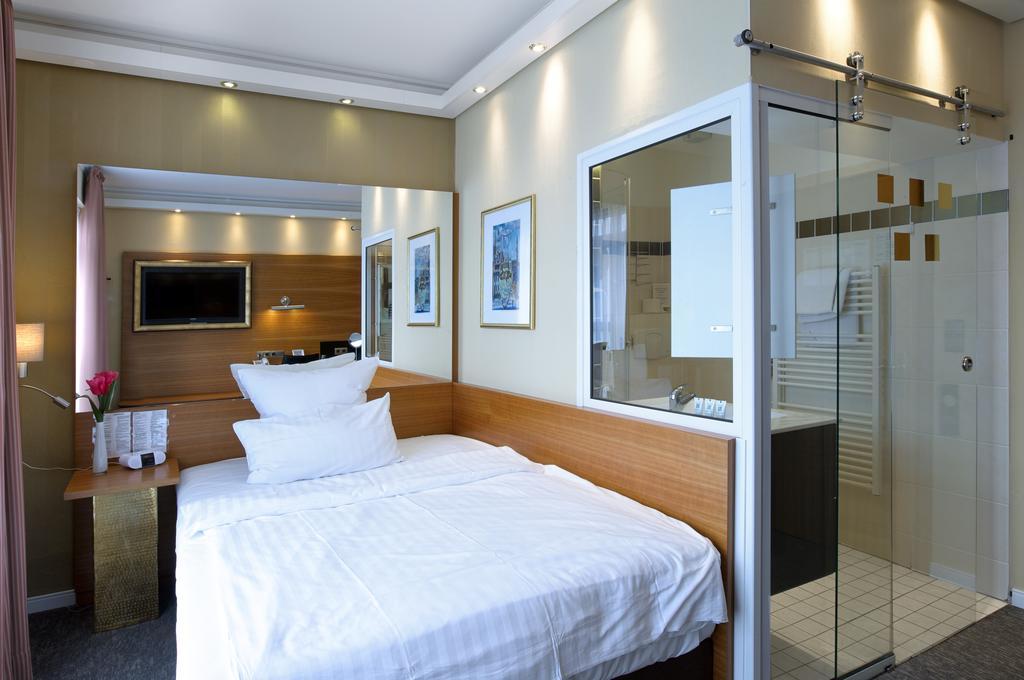 Hotel Kleiner Riesen Koblenz  Zimmer foto